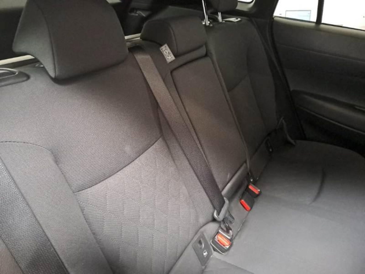 Toyota Corolla Cross Hybrid 2.0h Trend 4wd 197cv e-cvt (10)