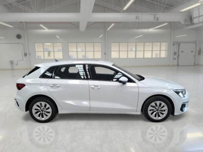 Audi A3 Sportback 1.4 TFSI COD ultra Business (4)
