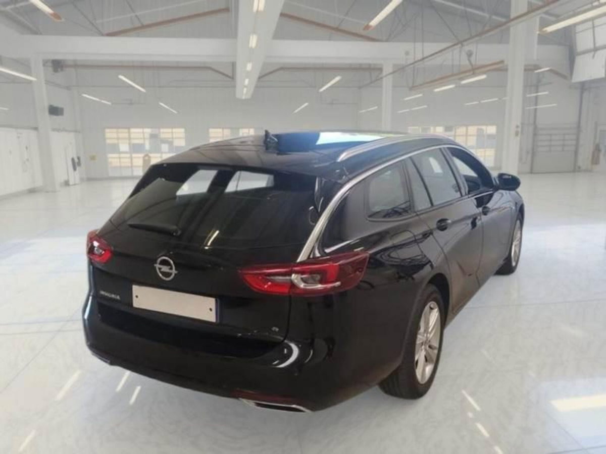 Opel Insignia Station Wagon 2.0 CDTI 174 CV S&S Sports Business (2)