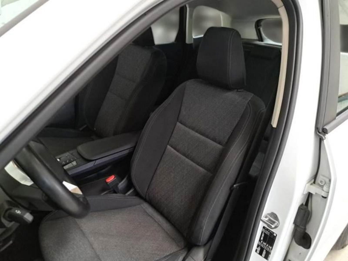 BMW X1 sdrive18d X-Line auto (8)