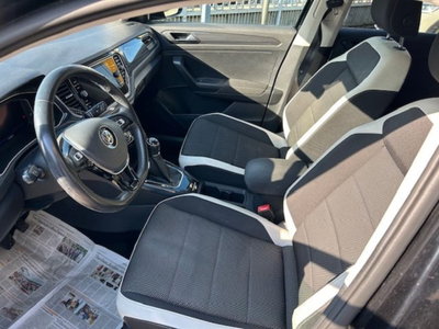 Volkswagen T-Roc 1.6 TDI SCR Advanced BlueMotion Technology (12)