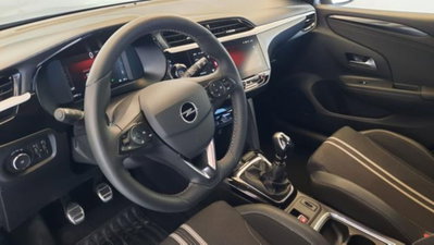 Opel Corsa 1.2 100 CV GS Line (7)