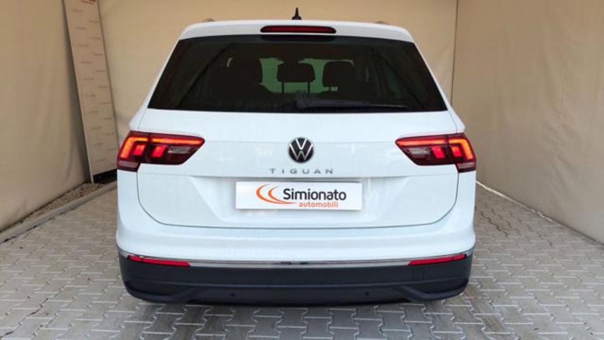 Volkswagen Tiguan 2.0 TDI 150 CV SCR DSG 4MOTION Life (6)