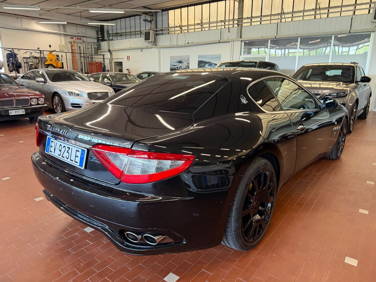 Maserati Granturismo GranTurismo 4.2 V8 (4)