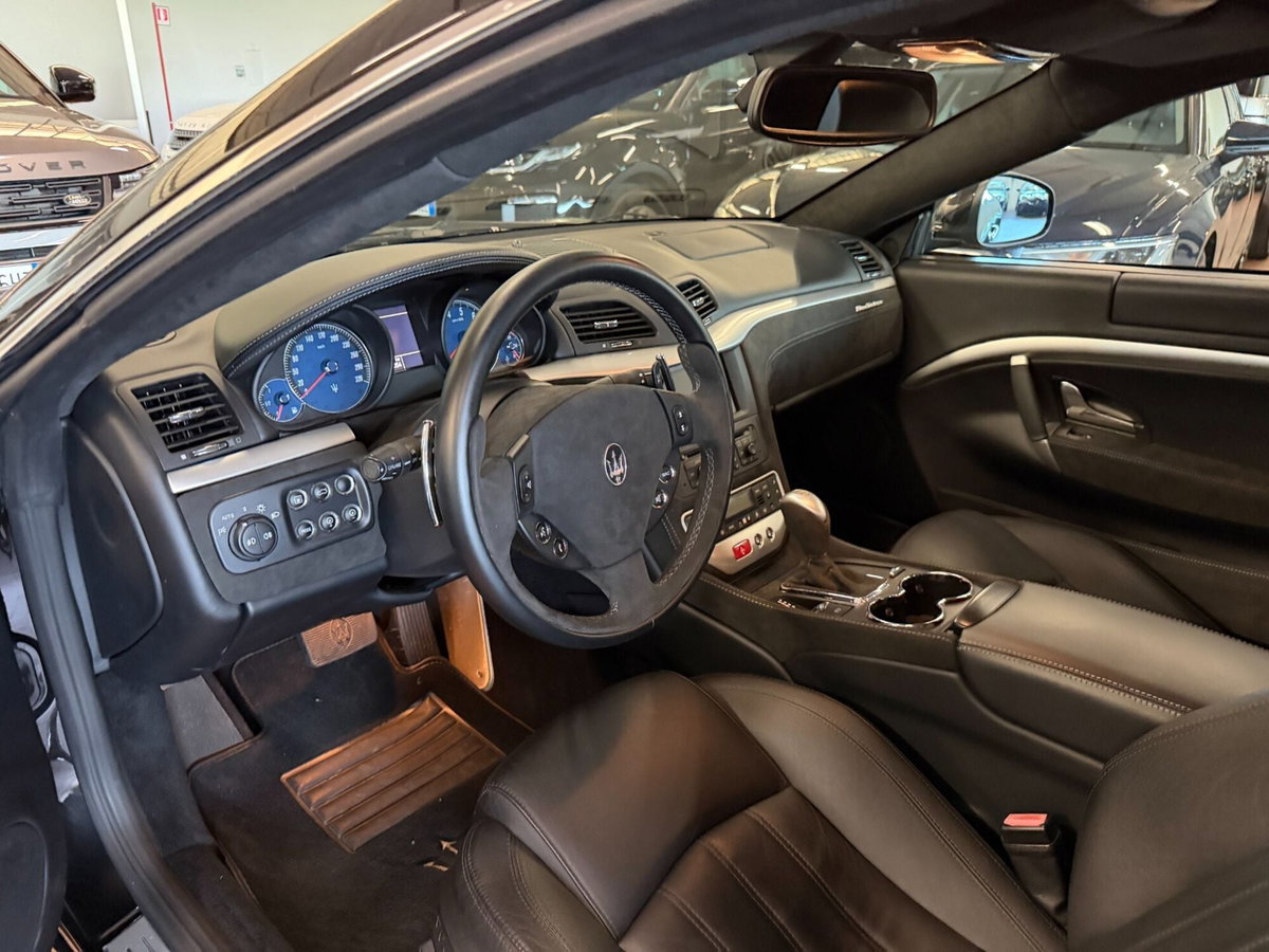 Maserati Granturismo GranTurismo 4.2 V8 (7)