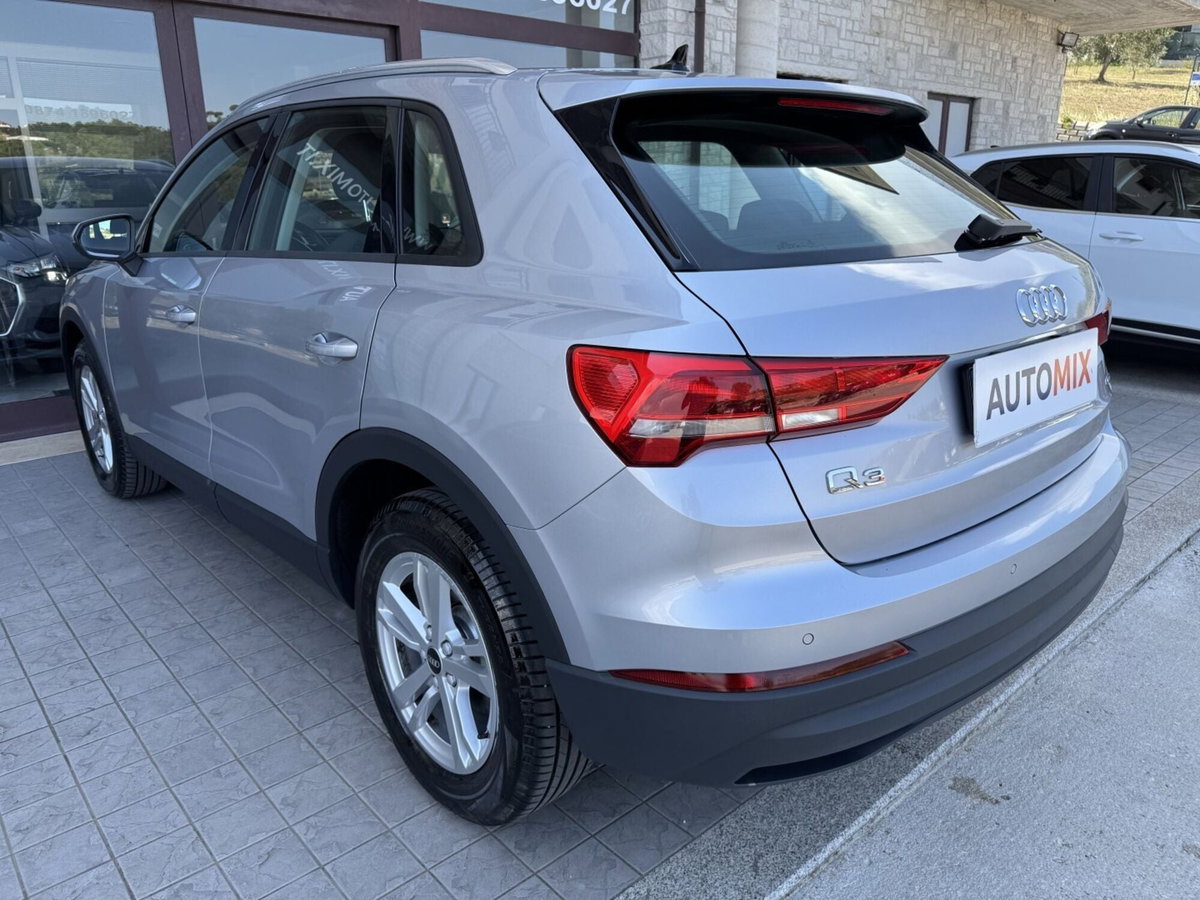 Audi Q3 Sportback 35 TDI quattro S tronic Business Plus (10)