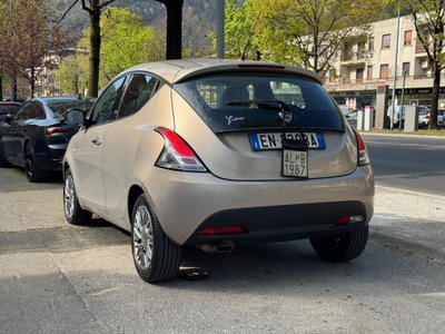Lancia Ypsilon 1.2 69 CV 5 porte Platinum (5)