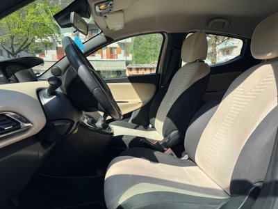 Lancia Ypsilon 1.2 69 CV 5 porte Platinum (9)