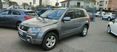Suzuki Grand Vitara 1.9 DDiS 5 porte Crossover (3)