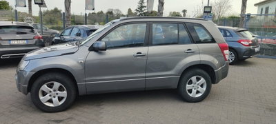 Suzuki Grand Vitara 1.9 DDiS 5 porte Crossover (4)