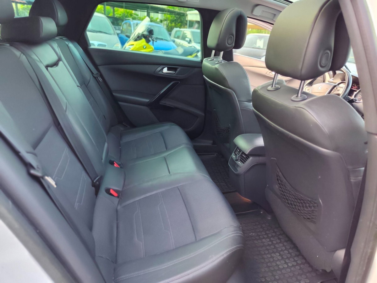 Peugeot 508 SW 2.2 HDi 204CV aut. Ciel GT (12)