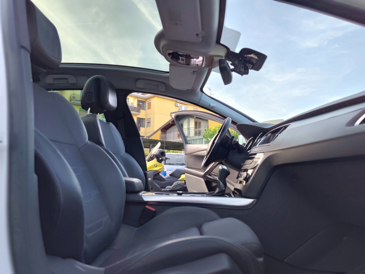 Peugeot 508 SW 2.2 HDi 204CV aut. Ciel GT (13)