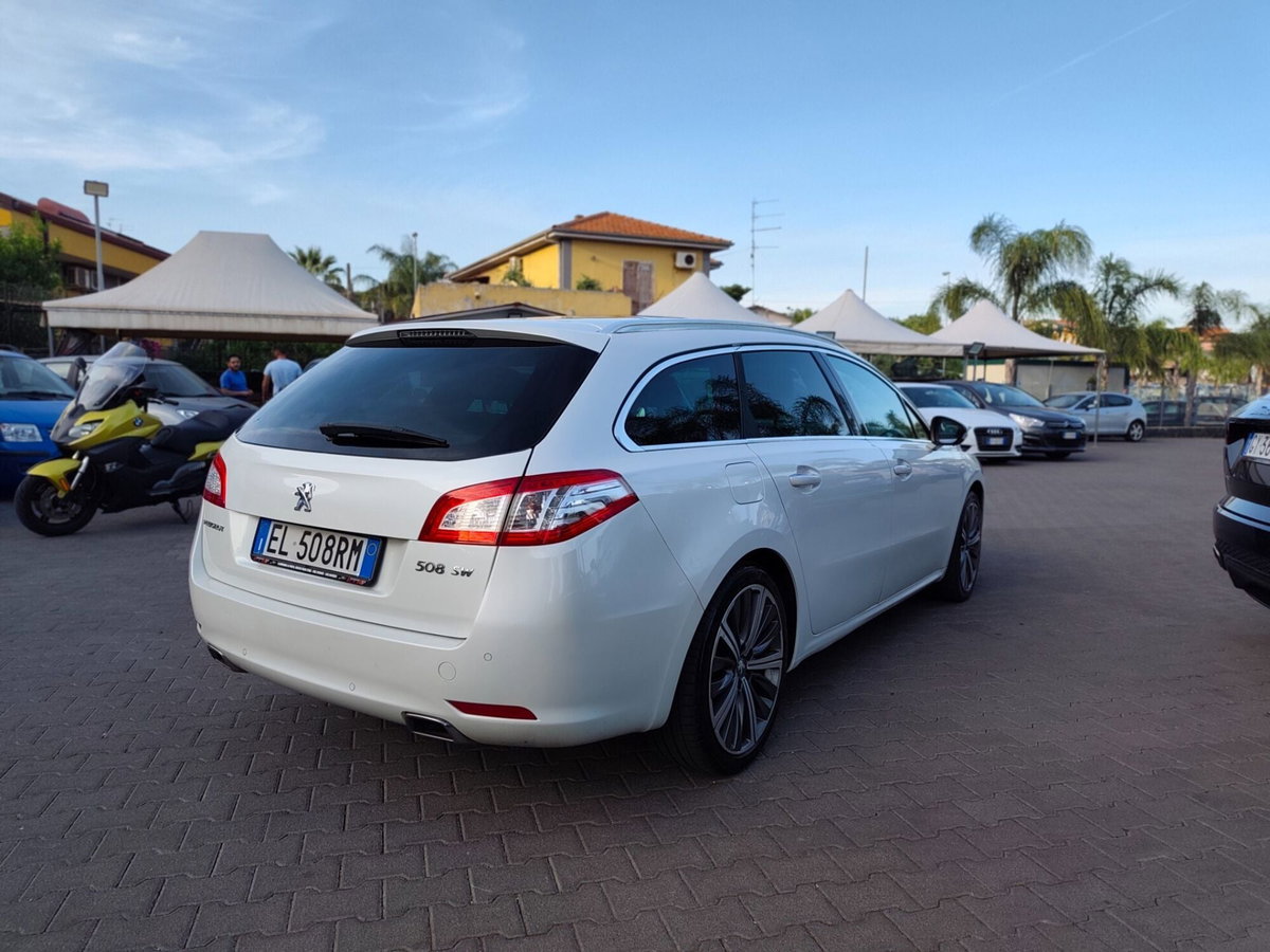 Peugeot 508 SW 2.2 HDi 204CV aut. Ciel GT (6)