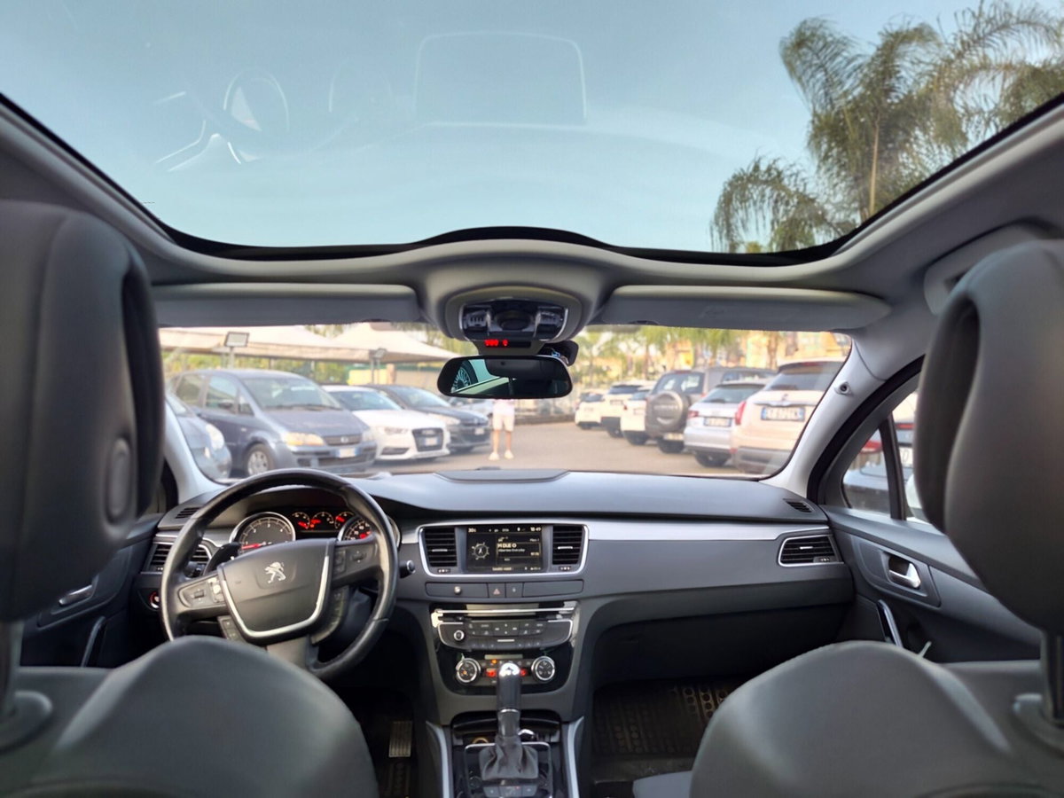 Peugeot 508 SW 2.2 HDi 204CV aut. Ciel GT (9)