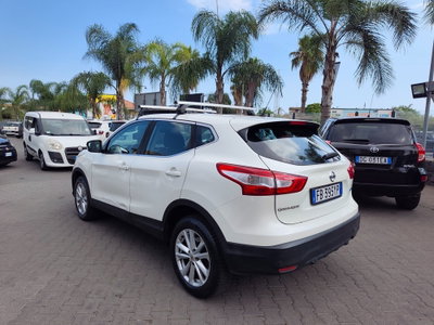 Nissan Qashqai 1.5 dCi Acenta (6)