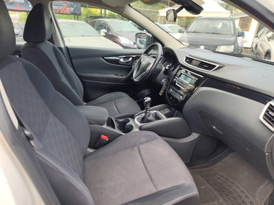 Nissan Qashqai 1.5 dCi Acenta (7)