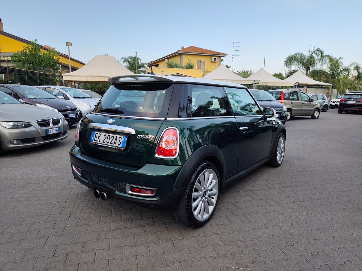 MINI Mini 1.6 16V Cooper S (4)