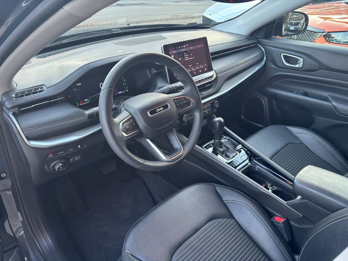Jeep Compass 1.3 T4 190CV PHEV AT6 4xe Limited (11)