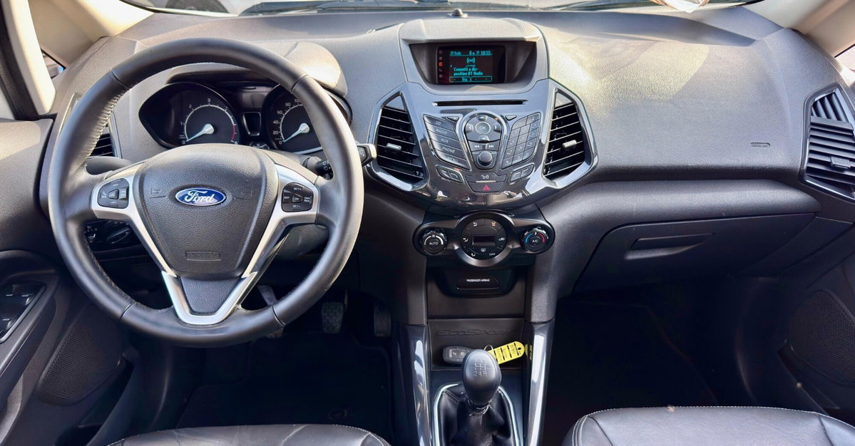 Ford EcoSport 1.5 TDCi 95 CV Titanium S (13)