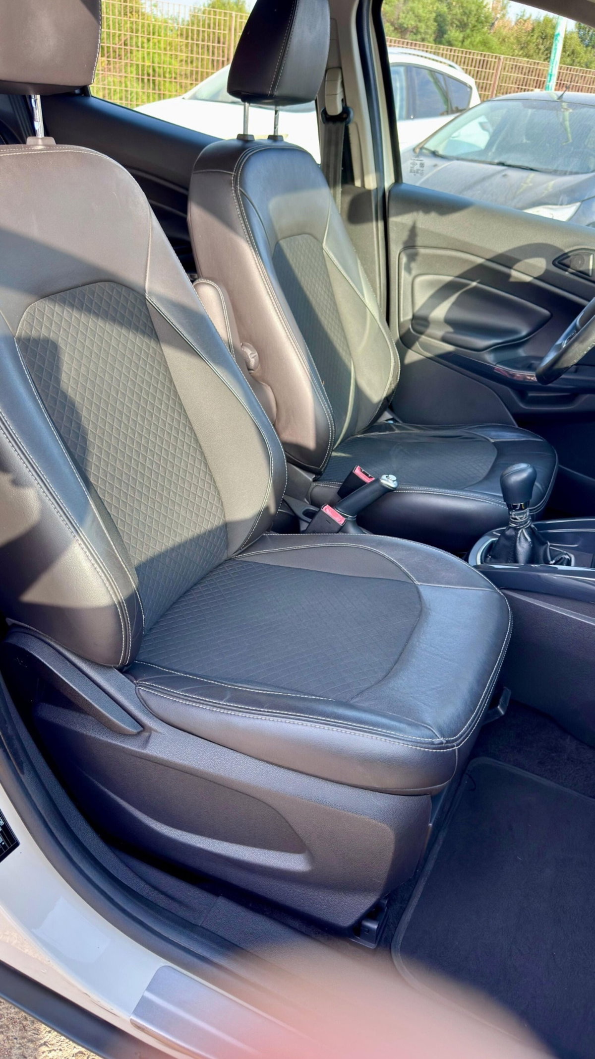 Ford EcoSport 1.5 TDCi 95 CV Titanium S (7)