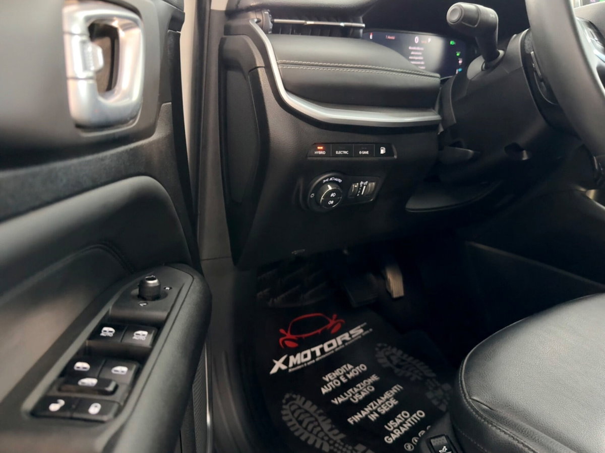 Jeep Compass 1.3 T4 190CV PHEV AT6 4xe Limited (17)