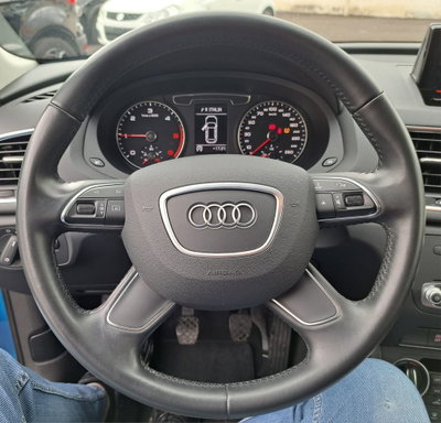 Audi Q3 2.0 TDI 150 CV Sport (10)