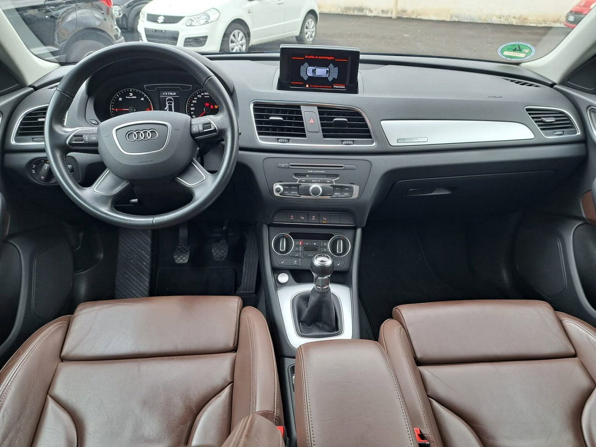 Audi Q3 2.0 TDI 150 CV Sport (7)