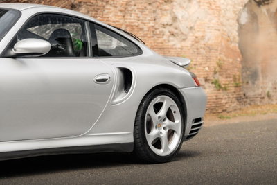 Porsche 911 Coupé Turbo cat (20)