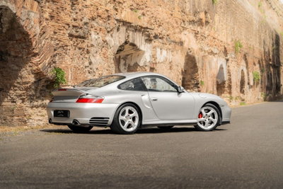 Porsche 911 Coupé Turbo cat (6)