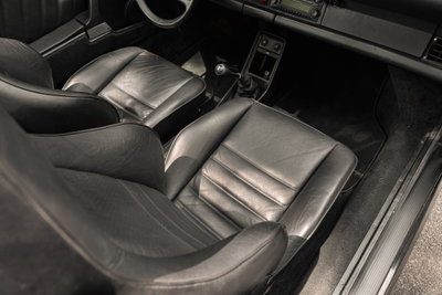 Porsche 911 Coupé Carrera 3.2 (11)