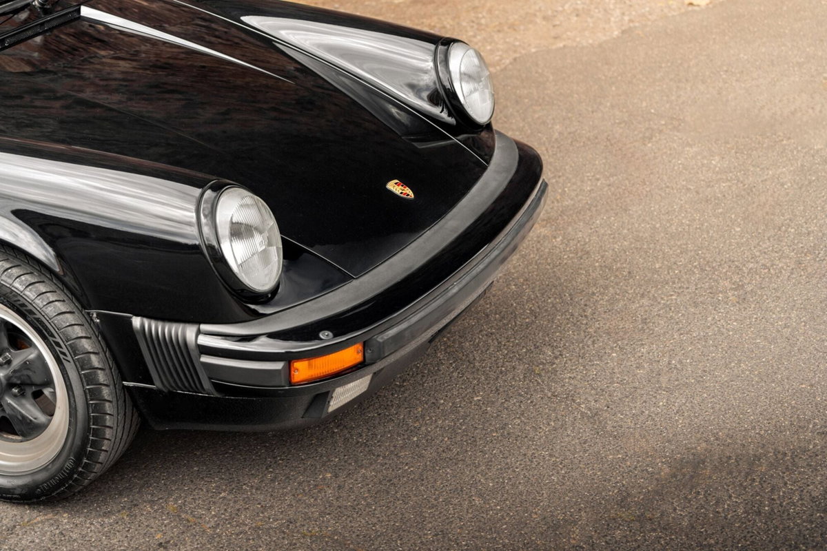 Porsche 911 Coupé Carrera 3.2 (19)