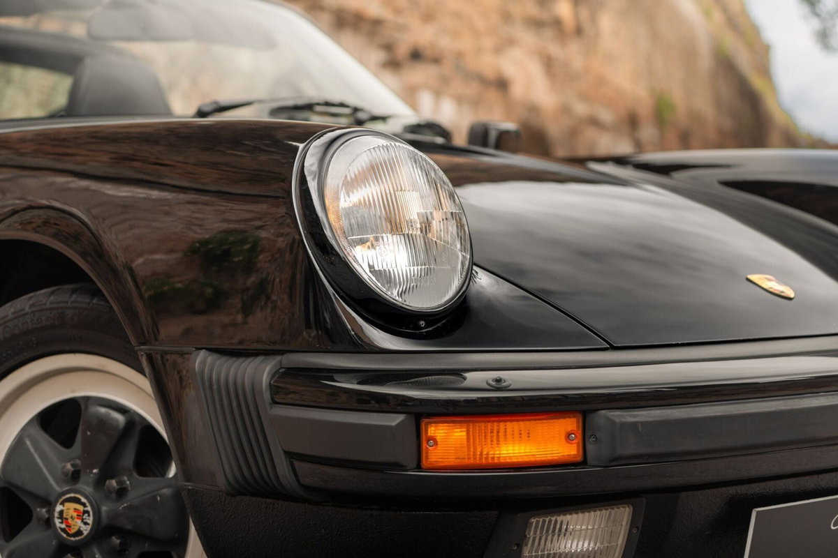 Porsche 911 Coupé Carrera 3.2 (20)