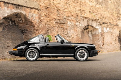 Porsche 911 Coupé Carrera 3.2 (3)