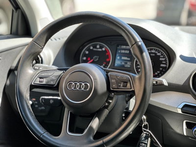 Audi Q2 Q2 35 TFSI S tronic Business (11)