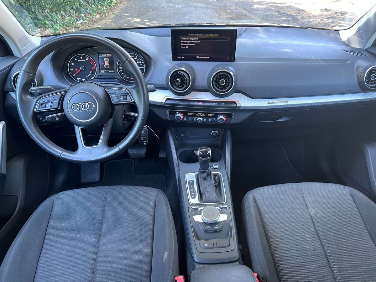 Audi Q2 Q2 35 TFSI S tronic Business (6)