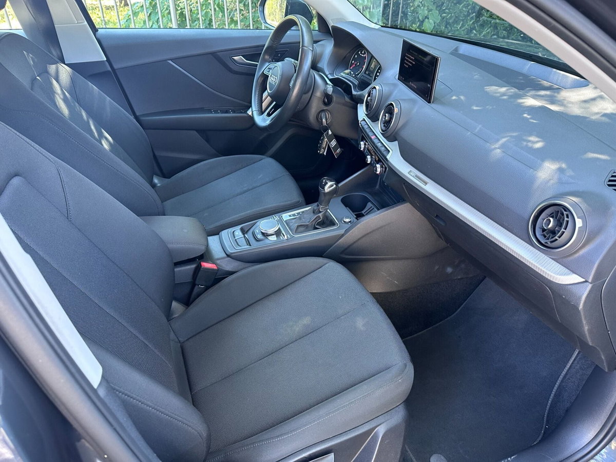 Audi Q2 Q2 35 TFSI S tronic Business (7)