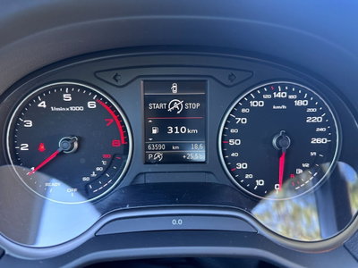 Audi Q2 Q2 35 TFSI S tronic Business (8)