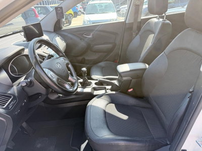 Hyundai ix35 1.7 CRDi 2WD Xpossible (11)