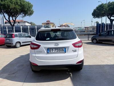 Hyundai ix35 1.7 CRDi 2WD Xpossible (4)
