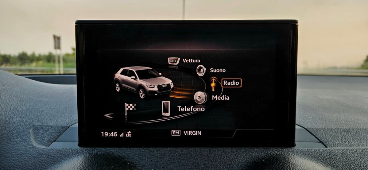 Audi Q2 Q2 2.0 TDI quattro S tronic Design (12)