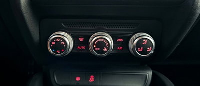 Audi A1 1.6 TDI 105 CV Ambition (16)