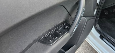 Audi A1 1.6 TDI 105 CV Ambition (17)