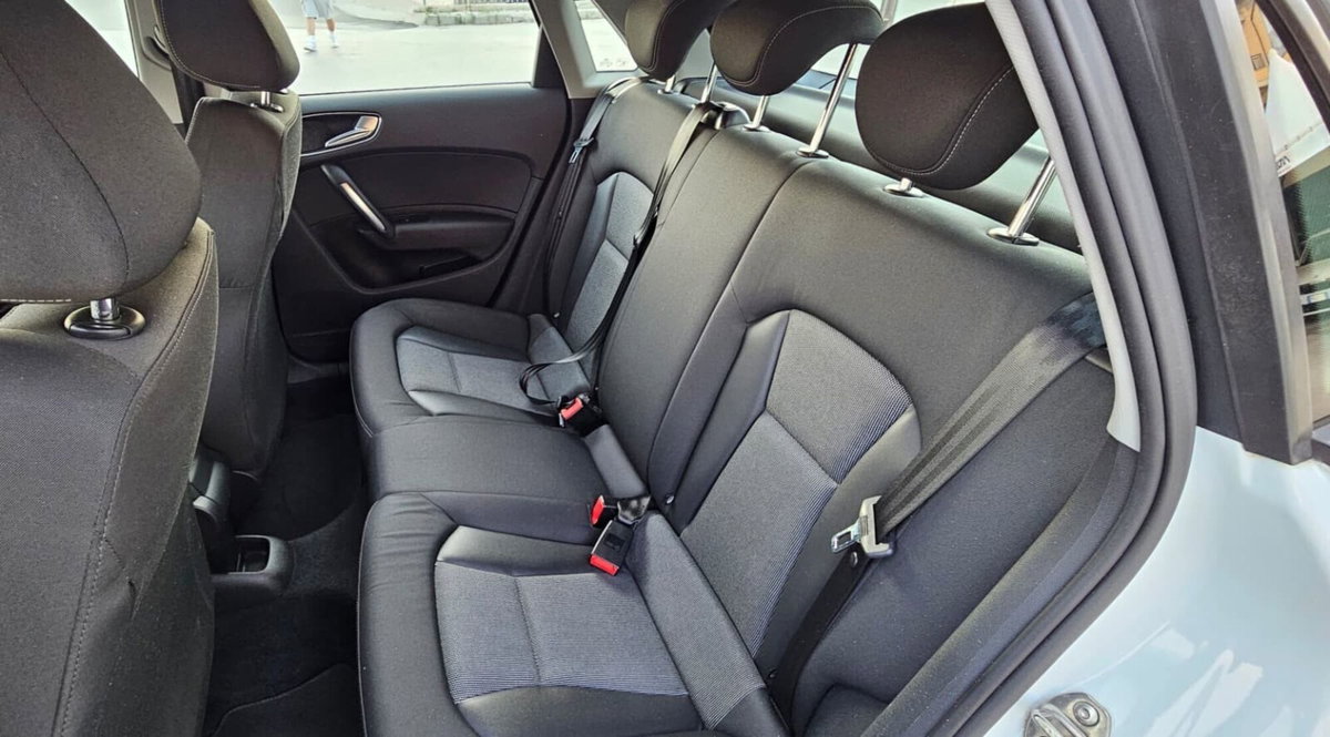 Audi A1 1.6 TDI 105 CV Ambition (7)
