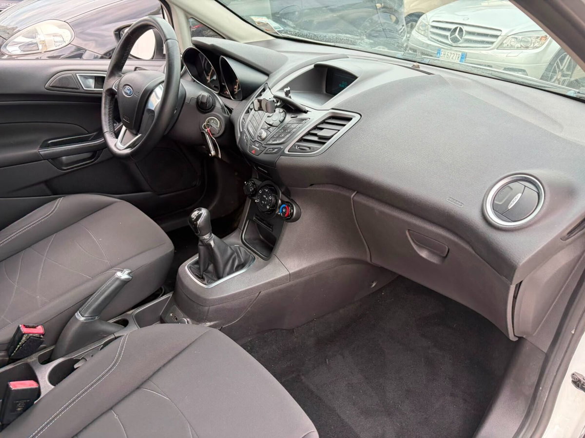 Ford Fiesta 1.2 60CV 5p. Tit. (11)