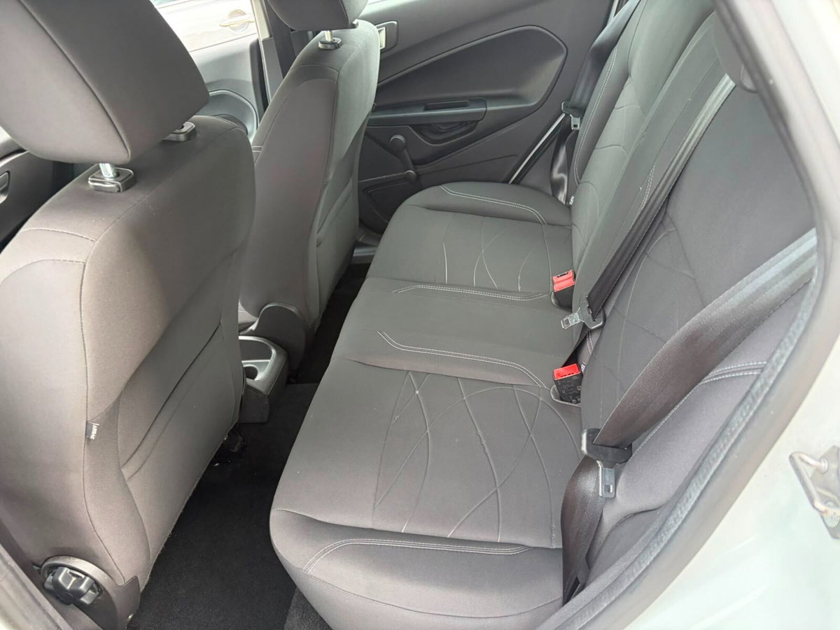 Ford Fiesta 1.2 60CV 5p. Tit. (9)