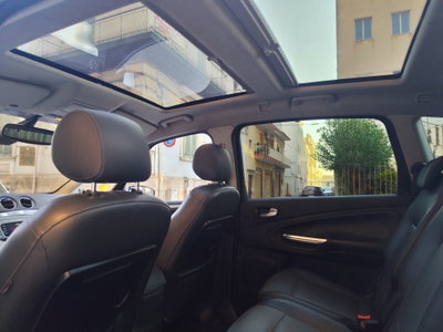 Ford S-Max 2.0 TDCi 140CV Titanium (20)
