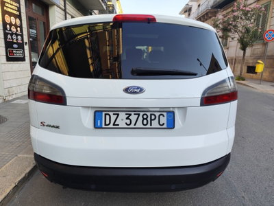 Ford S-Max 2.0 TDCi 140CV Titanium (7)