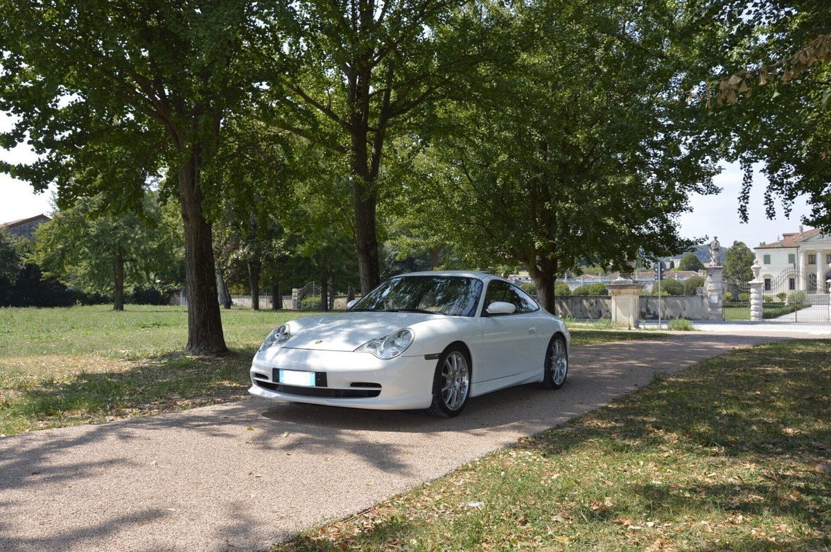 Porsche 911 Coupé Carrera cat