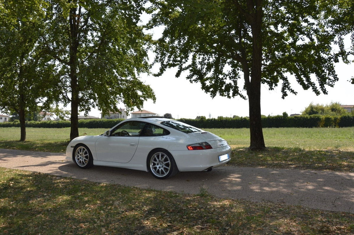 Porsche 911 Coupé Carrera cat (3)
