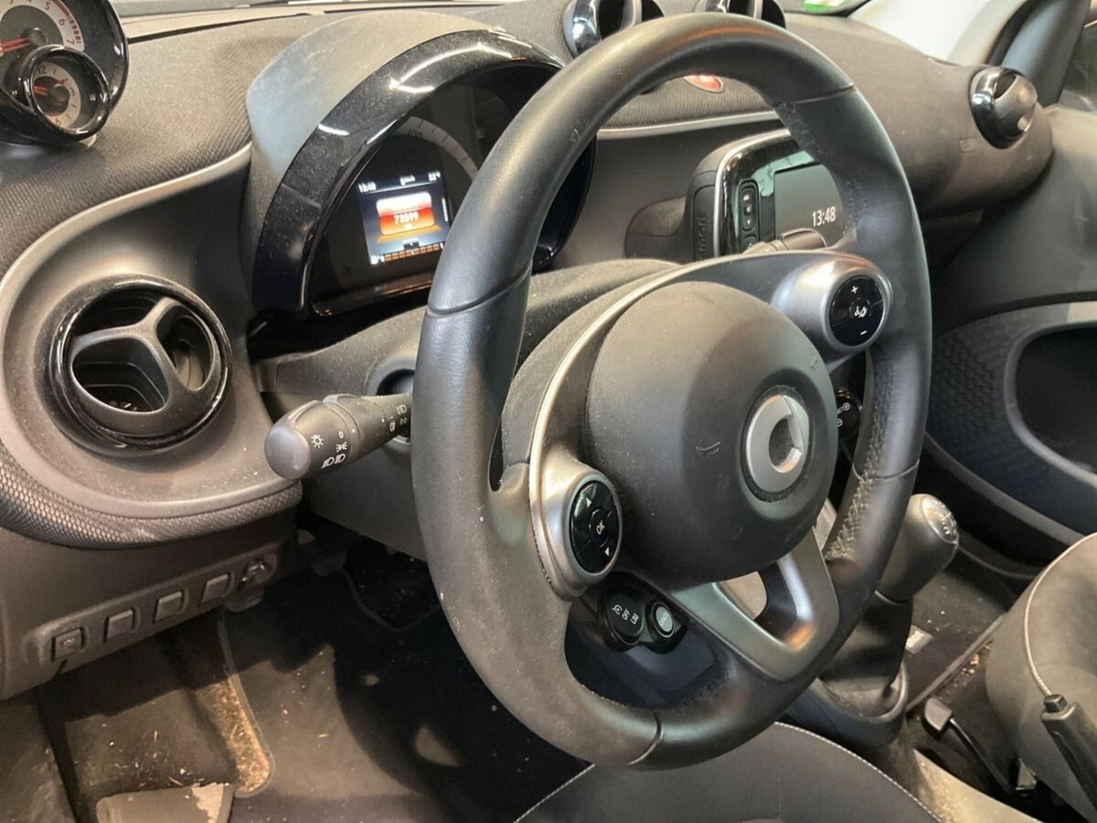 smart Fortwo 70 1.0 Passion (16)
